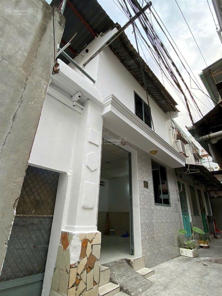 Bán gấp nhà 1 lầu, ngay chợ hiệp bình, hoàn công, 37m2, giá 3.4 tỷ
