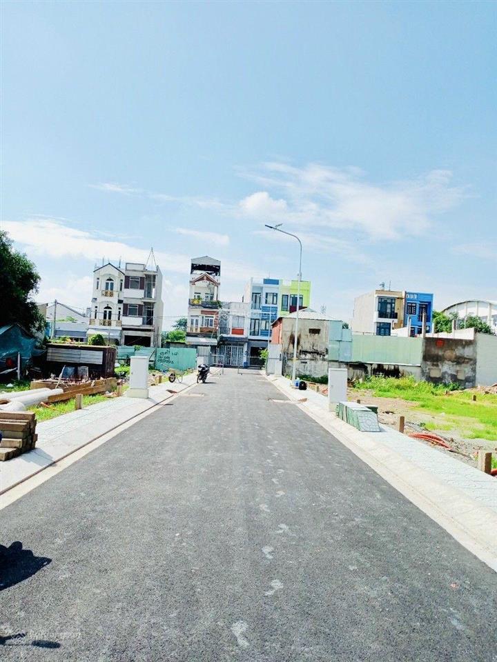 Cần bán gấp lô đất 56m, ngay chợ, bình chiểu, 3,68 tỷ
