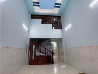 Bán nhà mt ngay chợ hiệp bình, 64m2, 3 lầu, giá 7.4 tỷ có bớt ít