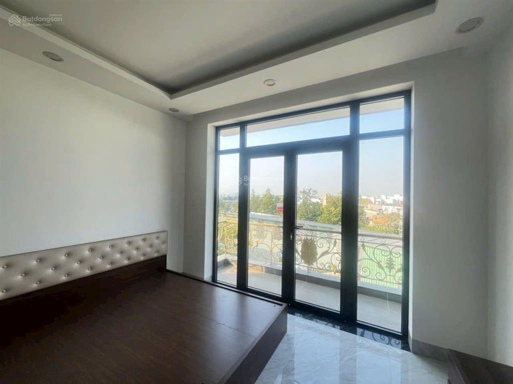 60m², đ. trước nhà 8m, 1/phạm văn đồng 8ty950