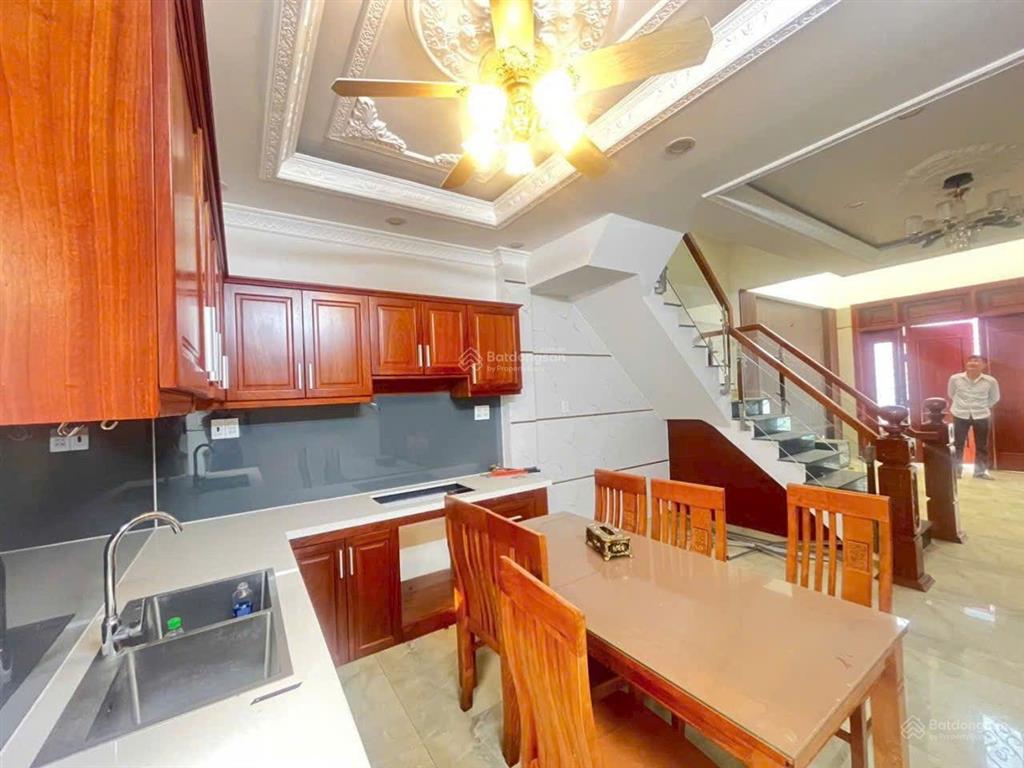 60m², đ. trước nhà 8m, 1/phạm văn đồng 8ty950