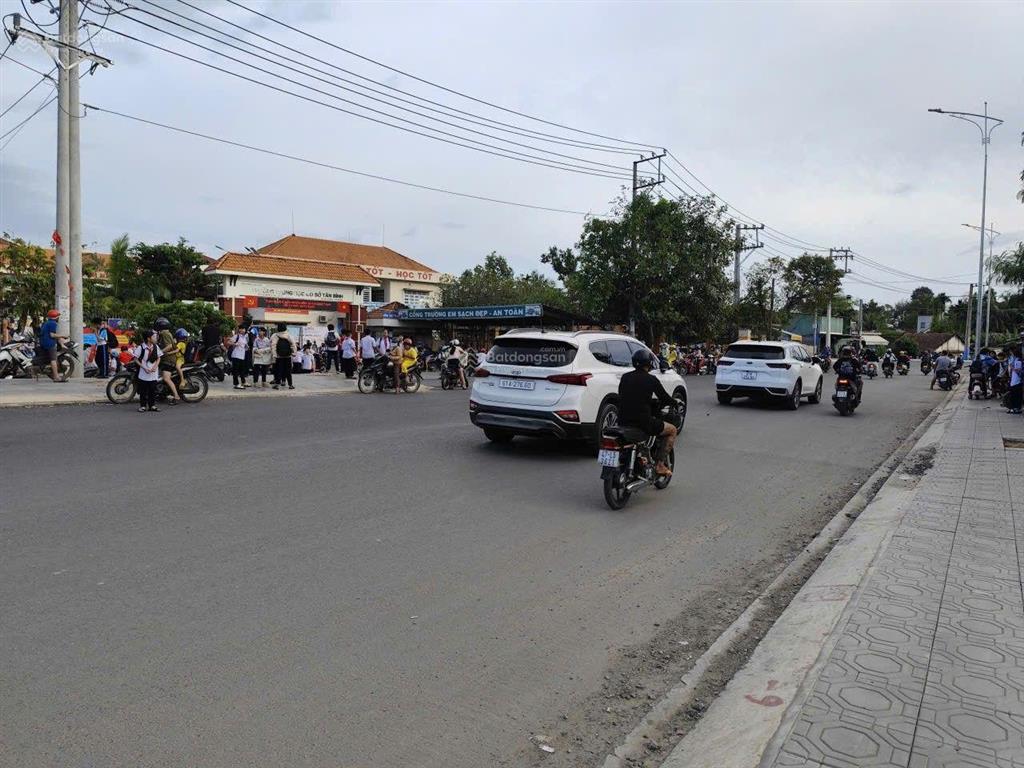 Bán đất tại 11 nguyễn thị tươi, dĩ an, 5,8 tỷ, 112m2, pháp lý đầy đủ