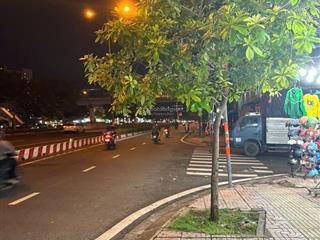 Bán nhà mt phạm văn đồng, đối diện gigamall, đang chờ thuê 14 triệu, giá 7.x tỷ