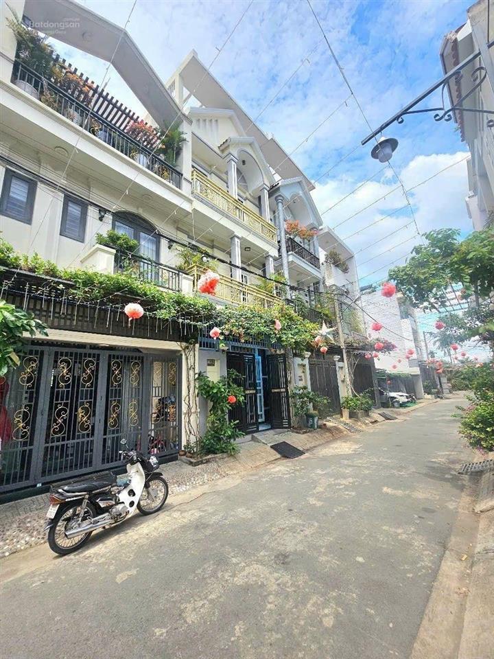 Cần bán gấp lô đất 60m2, sát quốc lộ 13, gần vạn phúc, giá ngộp 4.6 tỷ tl