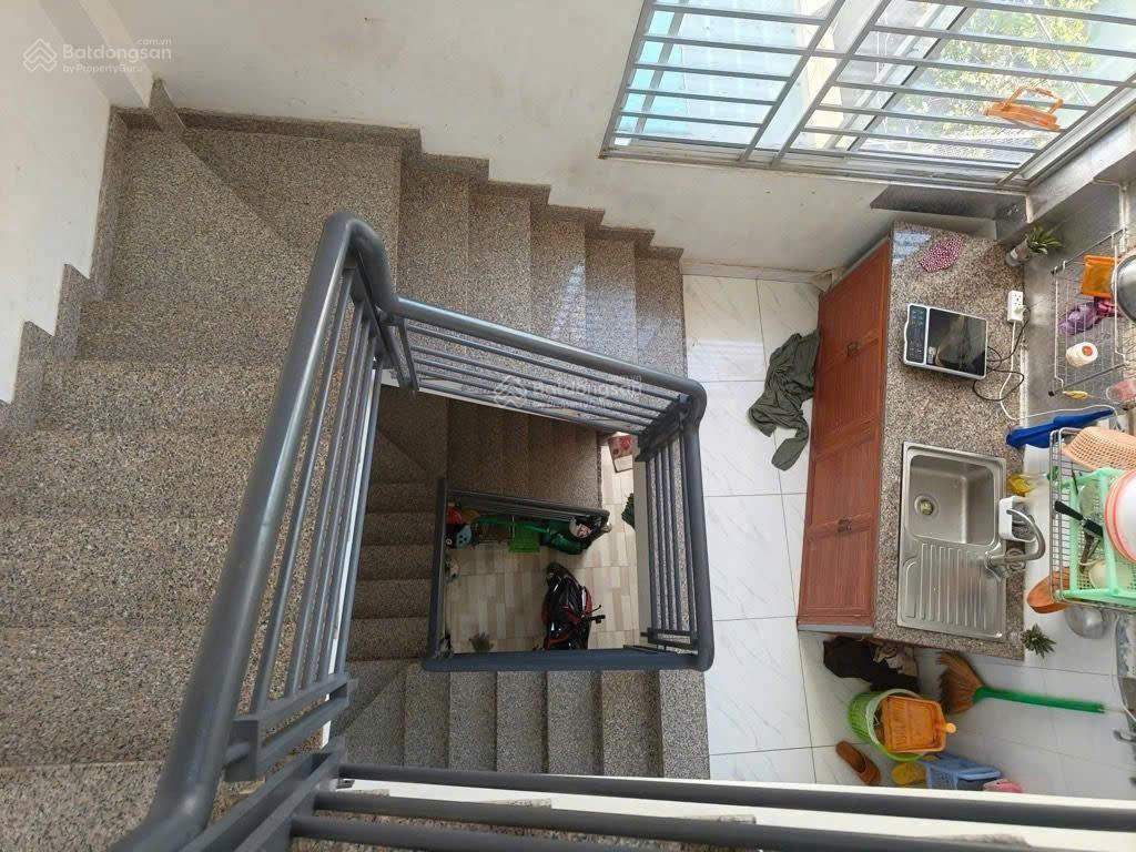 Bán nhà 4 tầng đường trần thị điệu,phước long b,gần ngã tư bình thái,thu nhập 14 triệu/tháng  5 pn