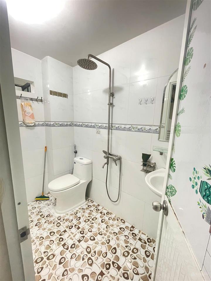 Bán nhà 4 tầng đường trần thị điệu,phước long b,gần ngã tư bình thái,thu nhập 14 triệu/tháng  5 pn