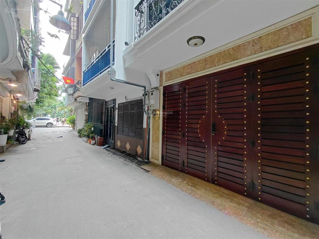 Phân lô oto tránh phố hoàng cầu 55mx7t [t.máy], mt4m, giá 29.98 tỷ 0904 530 ***