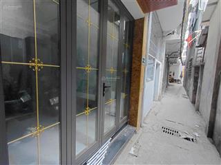 Chính chủ bán nhà ngõ ba gác thông, phố quan nhân 33m2 x 5 tầng, giá chỉ 7.8 tỷ