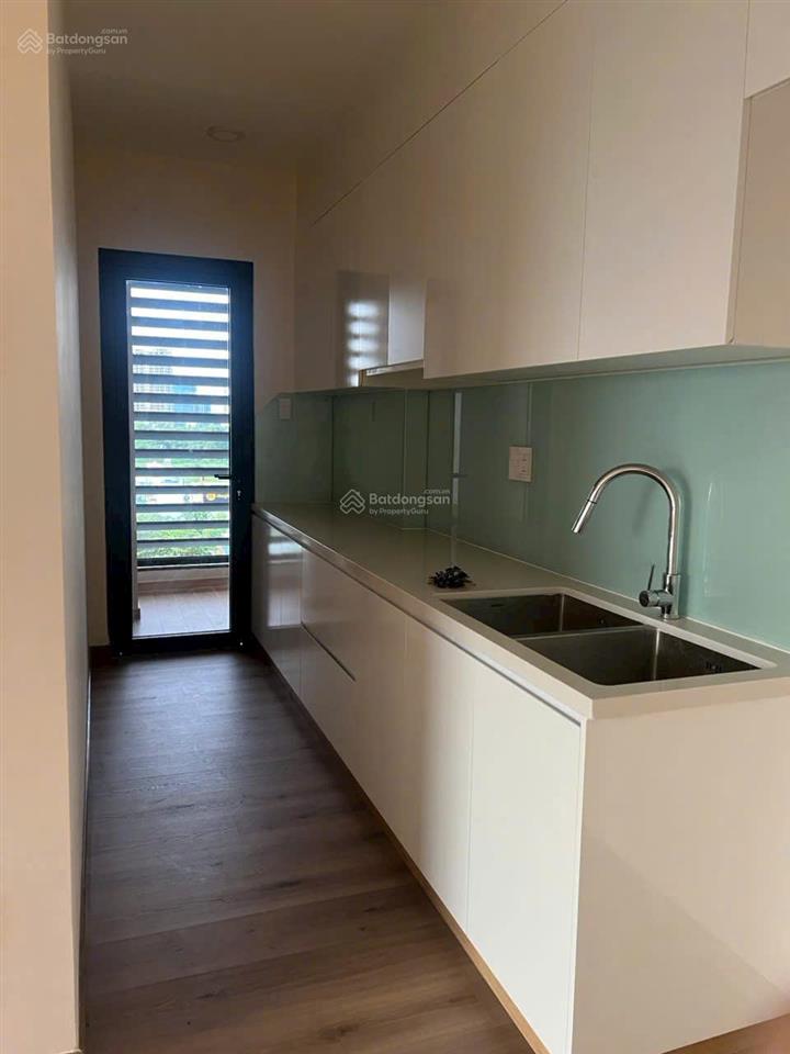Bán ch viva plaza nguyễn lương bằng q7, 2pn 1wc giá 3.3 tỷ.  0933 941 *** em trang