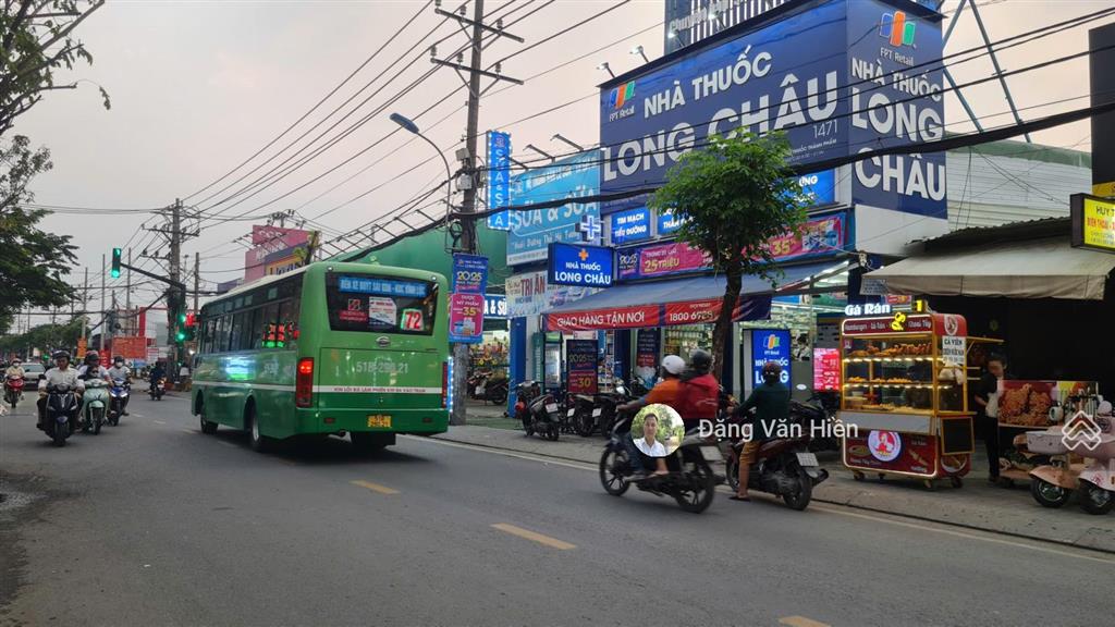 Bán gấp nhà mặt tiền nguyễn văn tạo, vị trí kinh doanh dt 6x28m full thổ cư  9 tỷ