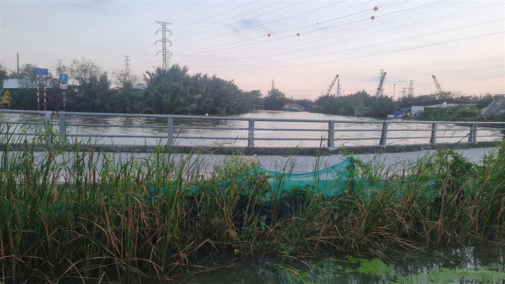 Đất thổ cư dt 15x30m view trực diện ra sông mương chuối, giá 37tr/m2
