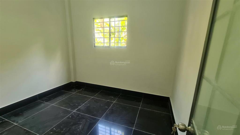 Bán nhà sổ hồng riêng long hậu 2pn