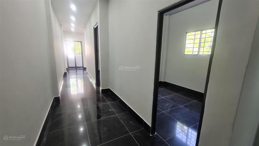 Bán nhà sổ hồng riêng long hậu 2pn