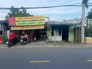 Bán nhà mặt tiền thị trấn tân hiệp (8.6x35m) giá 11 tỷ  hóc môn