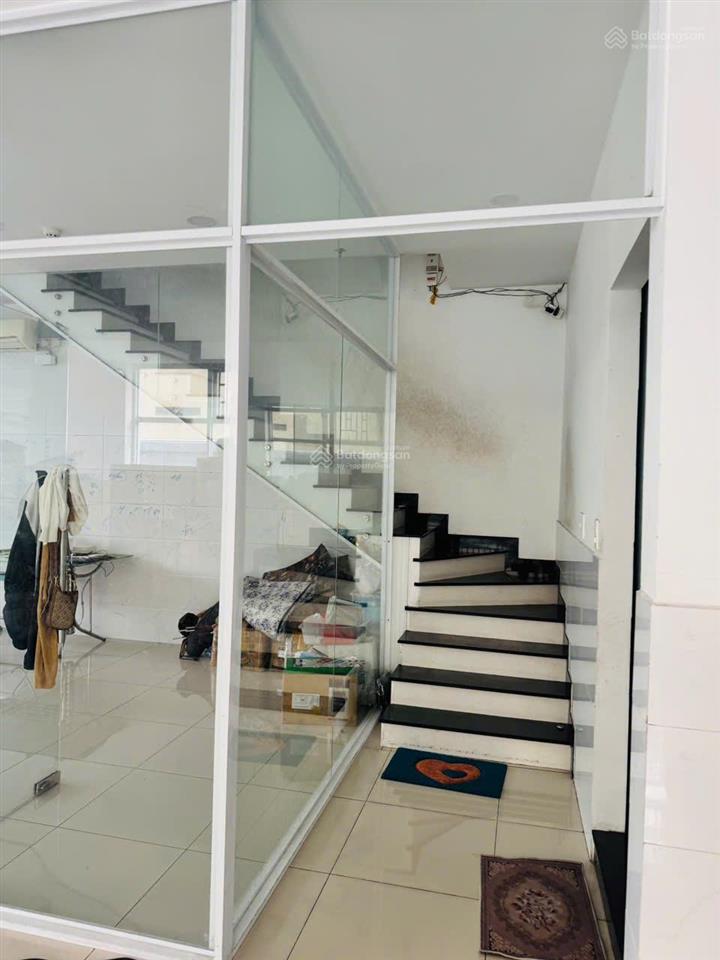 Bán shophouse carillon 5 (dtsd 240m2) 1 lầu, góc 2 mặt tiền, giá 16 tỷ  quận tân phú