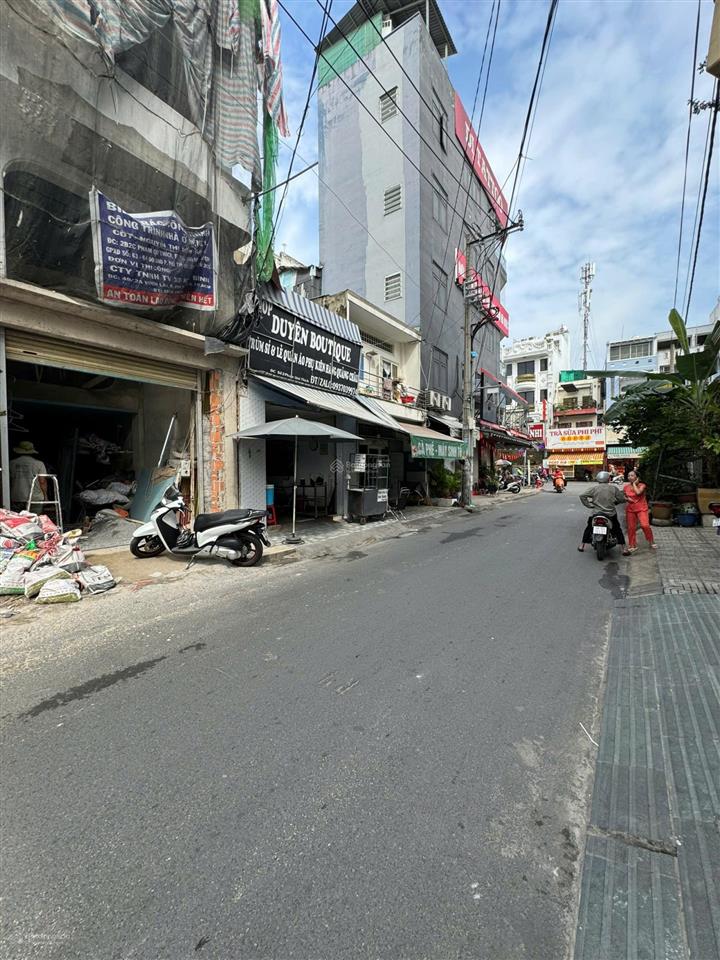 Bán nhà mặt tiền phạm quý thích (4x10m) giá 6,8 tỷ  sát tân hương, tân phú