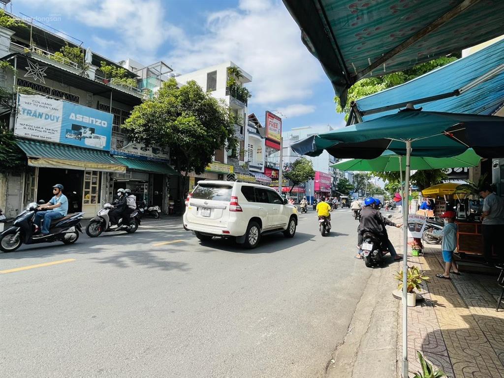 Bán nhà mặt tiền độc lập (4x10m), 1 lầu, giá 5.7 tỷ quận tân phú