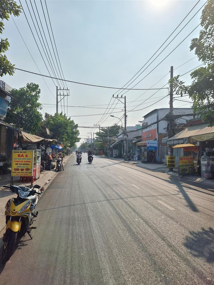 Bán đất góc 2 mặt tiền thoại ngọc hầu (12x17m) vị trí kinh doanh đắc địa giá 26,4 tỷ  tân phú