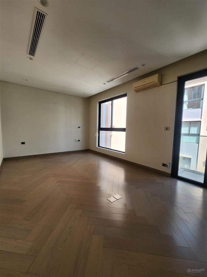 Bán căn shophouse góc 130m2 ngay cạnh chung cư dễ kinh doanh