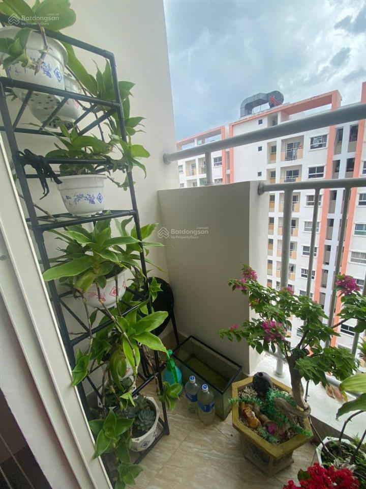 Bán căn hộ hoàng quân 59m2 xây dựng tầng trung giá 2.050 tỷ