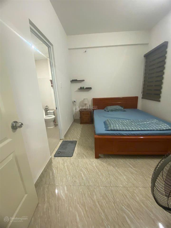 Bán căn hộ hoàng quân 59m2 xây dựng tầng trung giá 2.050 tỷ