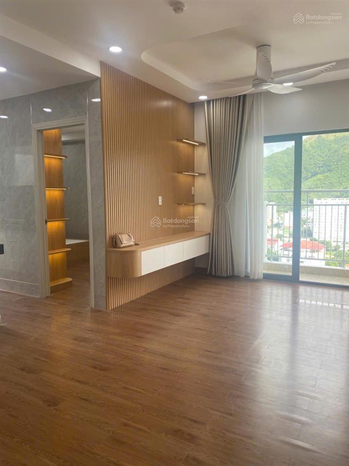 Cho thuê căn góc 75m² chung cư hoàng quân full nội thất cao cấp, view thoáng đẹp