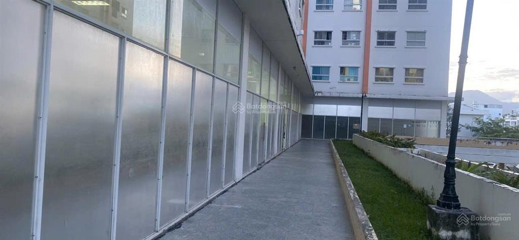 Bán ki  ốt kinh doanh chung cư hoàng quân nha trang vị trí đẹp, khai thác