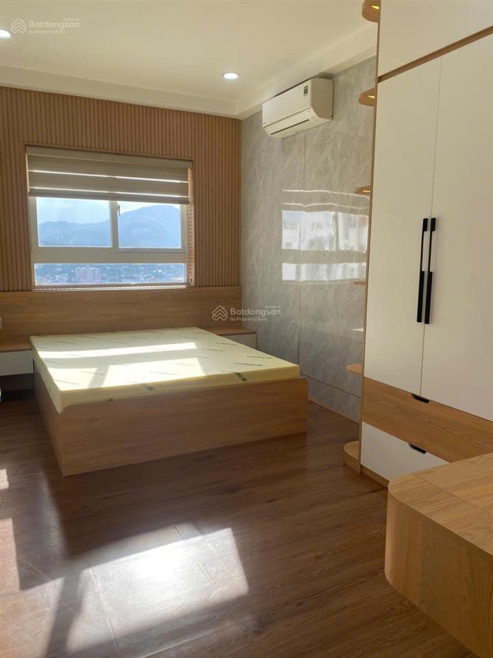 Bán căn góc thương mại hoàng quân nha trang, full nội thất mới 2pn. sổ đỏ sở hữu vĩnh viễn