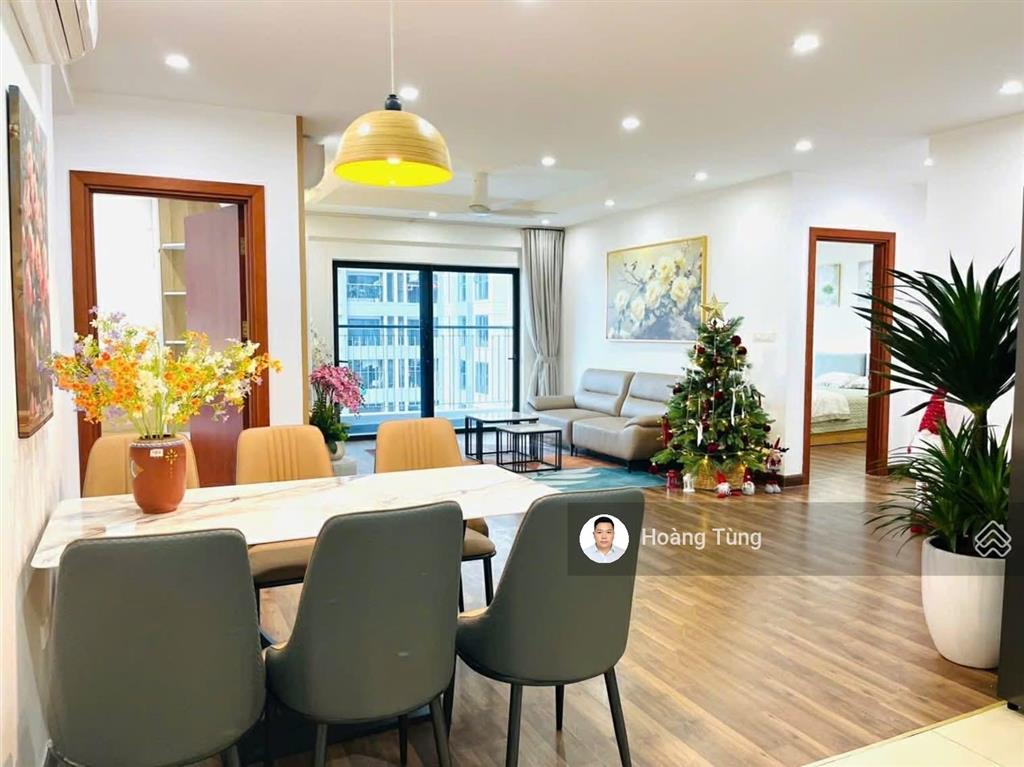 Bán căn góc 3pn2vs toà usilk, dt 116m2, đầy đủ nội thất, giá 7,4 tỷ, sẵn sổ