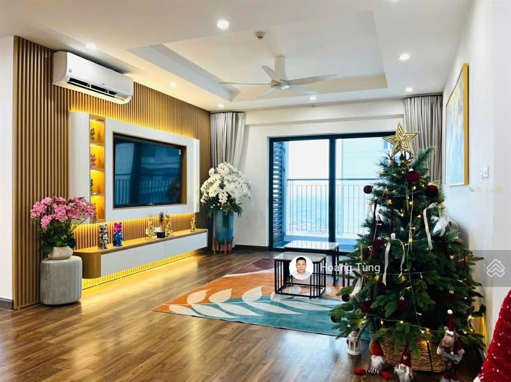 Bán căn góc 3pn2vs toà usilk, dt 116m2, đầy đủ nội thất, giá 7,4 tỷ, sẵn sổ