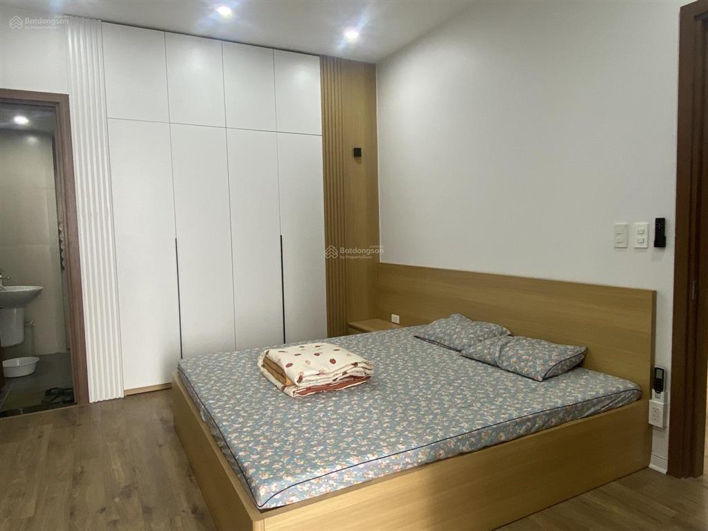 Bán căn 2pn2vs tòa usilk, nhà đẹp, sẵn lot oto, sổ lâu dài, giá 5,55 tỷ.