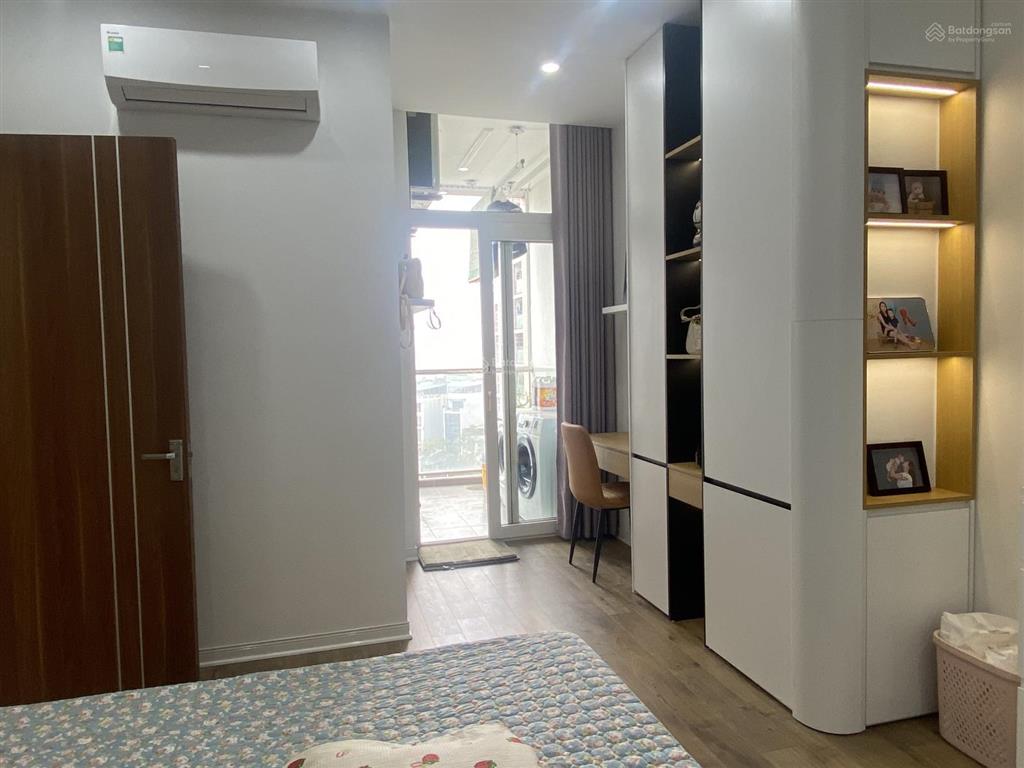 Bán căn 2pn2vs tòa usilk, nhà đẹp, sẵn lot oto, sổ lâu dài, giá 5,55 tỷ.