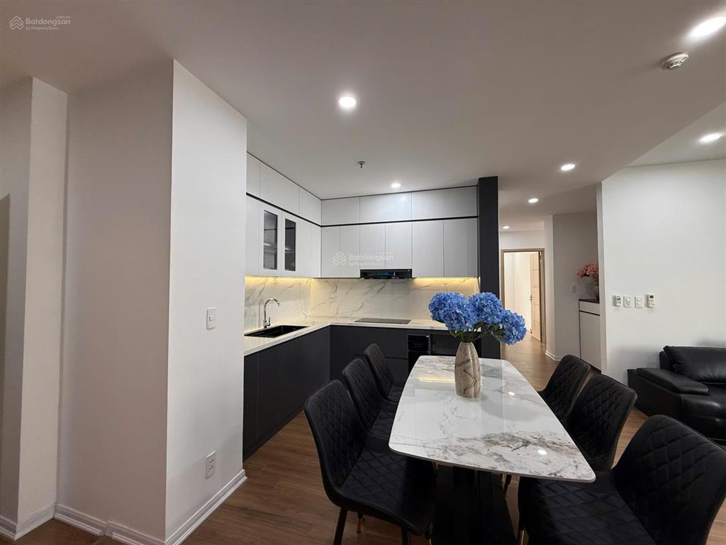 Bán căn 116m² 3pn 2vs tòa 103 usilk văn khê, giá 7,3 tỷ