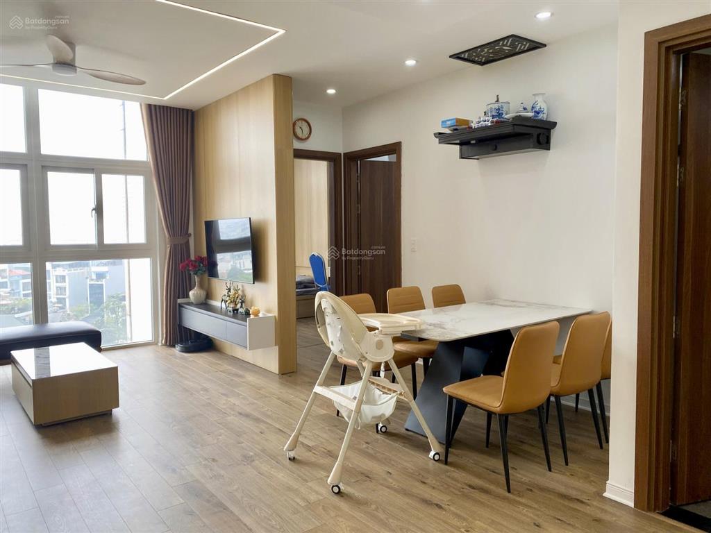 Bán căn 2pn2vs tòa usilk, nhà đẹp, sẵn lot oto, sổ lâu dài, giá 4,85 tỷ (giá hời)