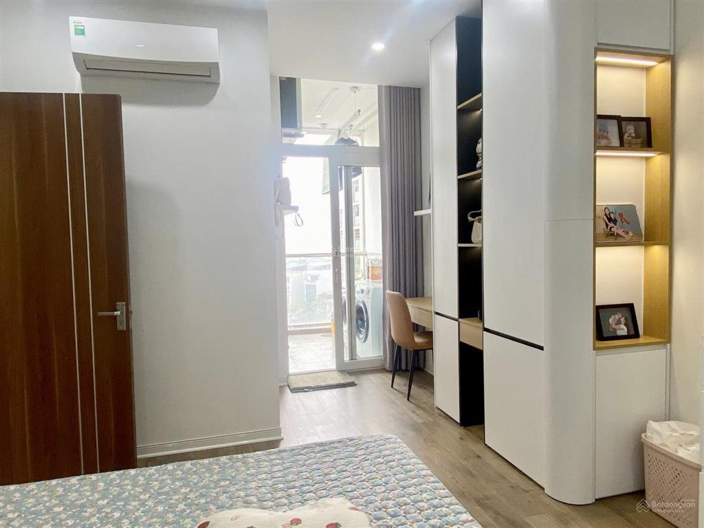 Bán căn 2pn2vs tòa usilk, nhà đẹp, sẵn lot oto, sổ lâu dài, giá 4,85 tỷ (giá hời)