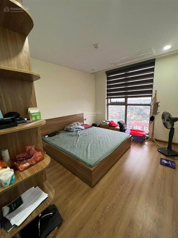 Bán gấp căn hộ 74m2 (2pn2vs) giá 5 tỷ, bc view hồ tòa v3 the terra an hưng