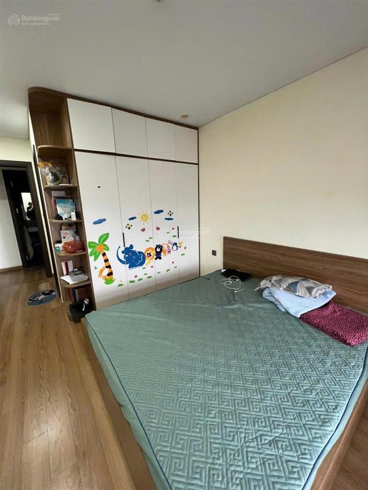 Bán gấp căn hộ 74m2 (2pn2vs) giá 5 tỷ, bc view hồ tòa v3 the terra an hưng