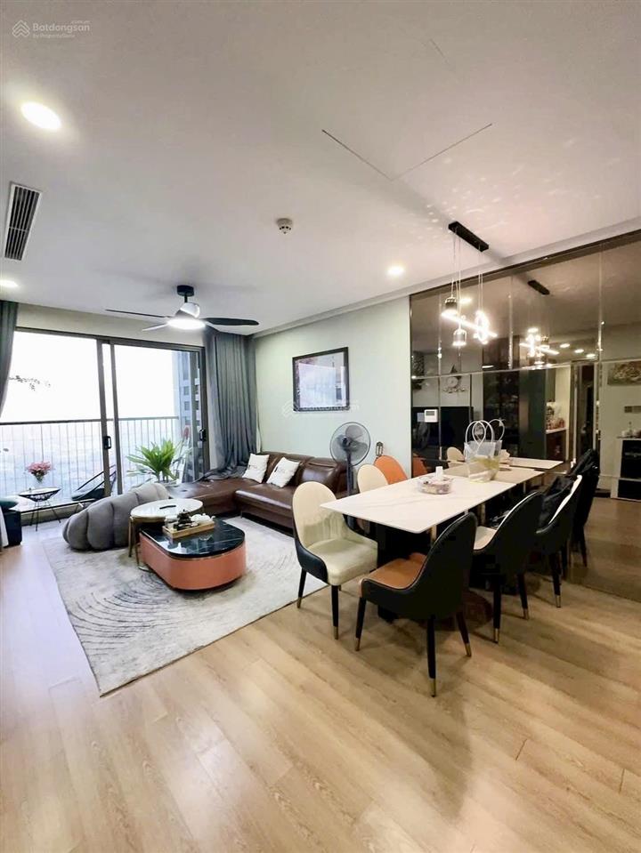 Bán gấp căn hộ 74m2 (2pn2vs) giá 5 tỷ, bc view hồ tòa v3 the terra an hưng