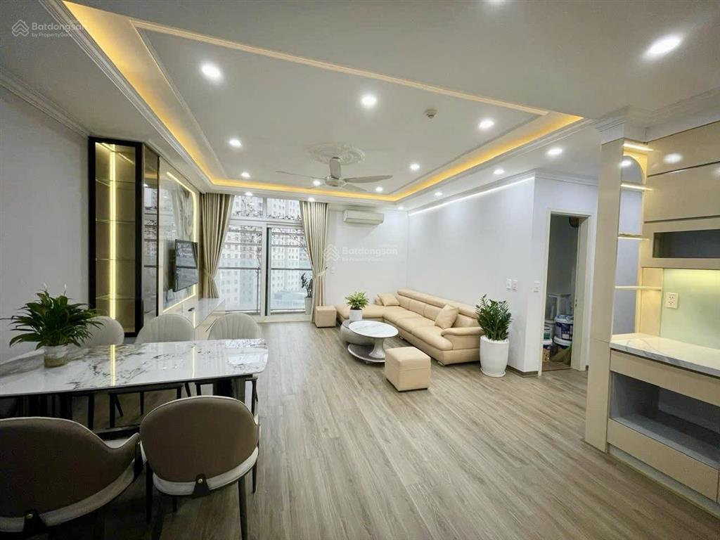 Bán chung cư usilk căn 116m2 3pn 2vs ban công đông nam, giá 6,8 tỷ, sẵn sổ đỏ