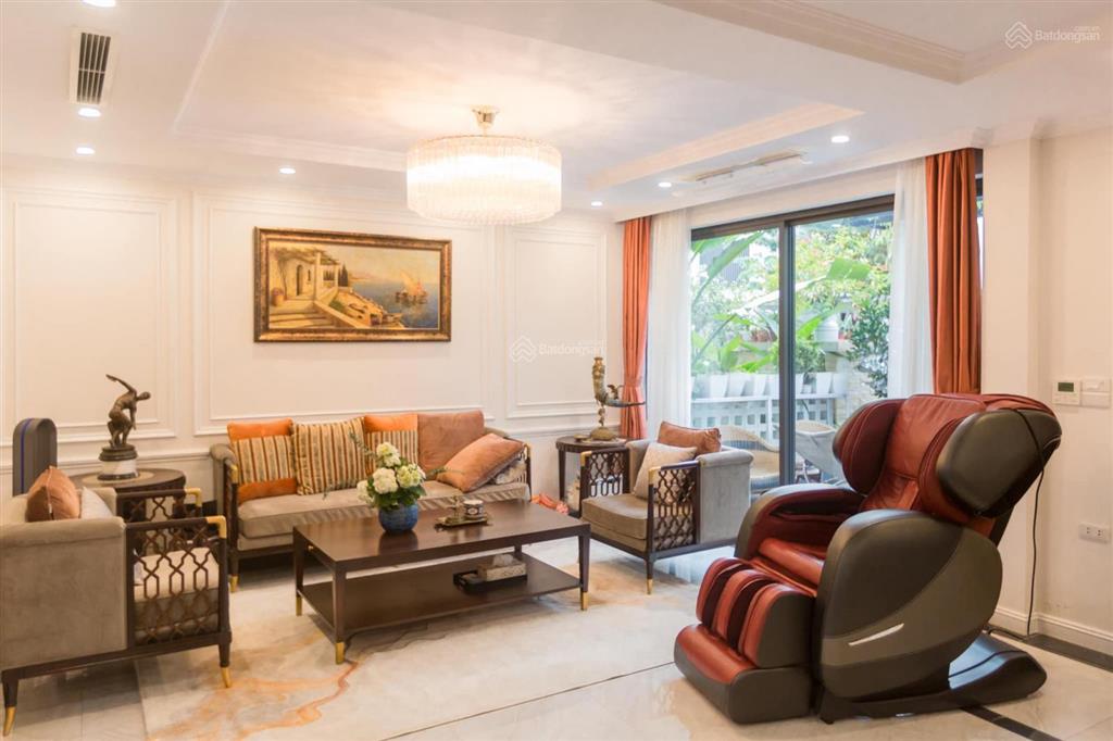 Cần cho thuê gấp biệt thự song lập starlake 220m2 đầy đủ nội thất giá 65tr/tháng. 0904 902 ***