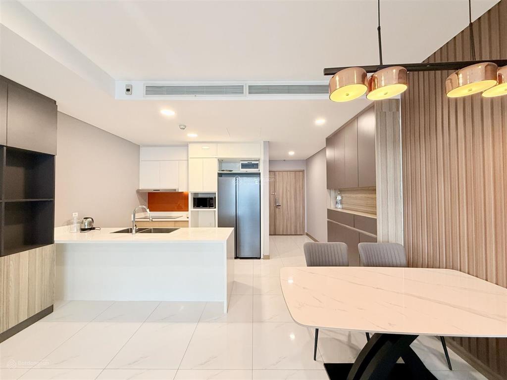 Bán căn sunwah pearl 2 phòng, view l81, giá chỉ 16.5 tỷ với đầy đủ nội thất