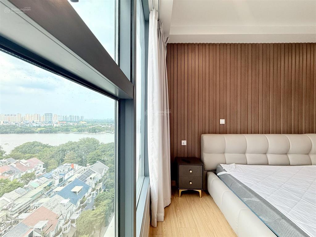 Bán căn sunwah pearl 2 phòng, view l81, giá chỉ 16.5 tỷ với đầy đủ nội thất