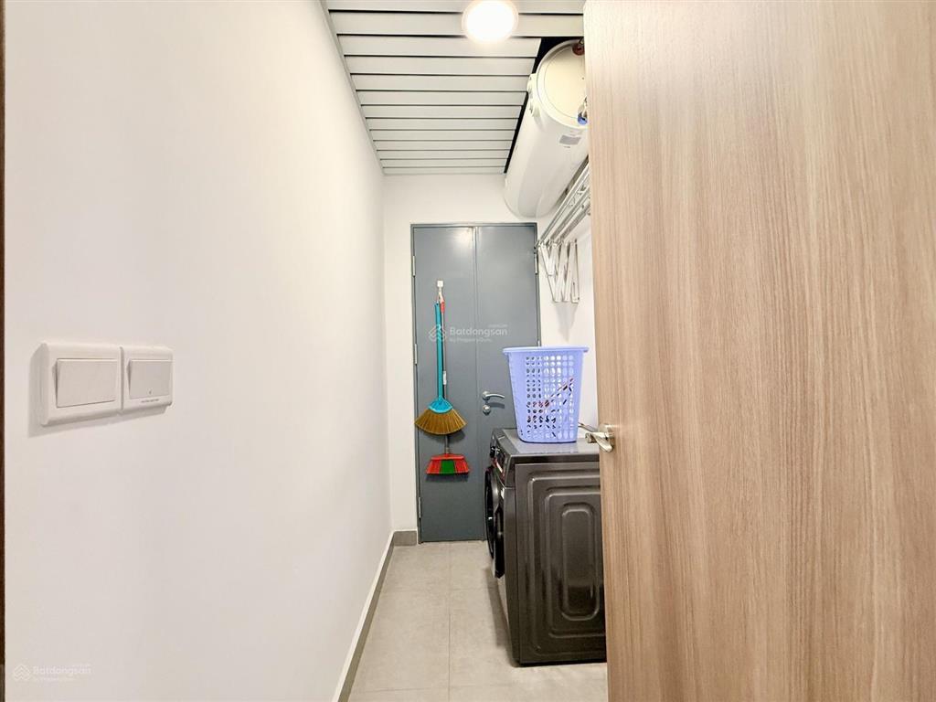Bán căn sunwah pearl 2 phòng, view l81, giá chỉ 16.5 tỷ với đầy đủ nội thất