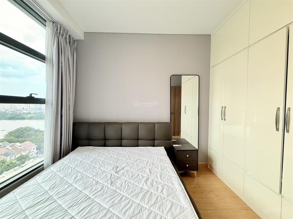 Bán căn sunwah pearl 2 phòng, view l81, giá chỉ 16.5 tỷ với đầy đủ nội thất
