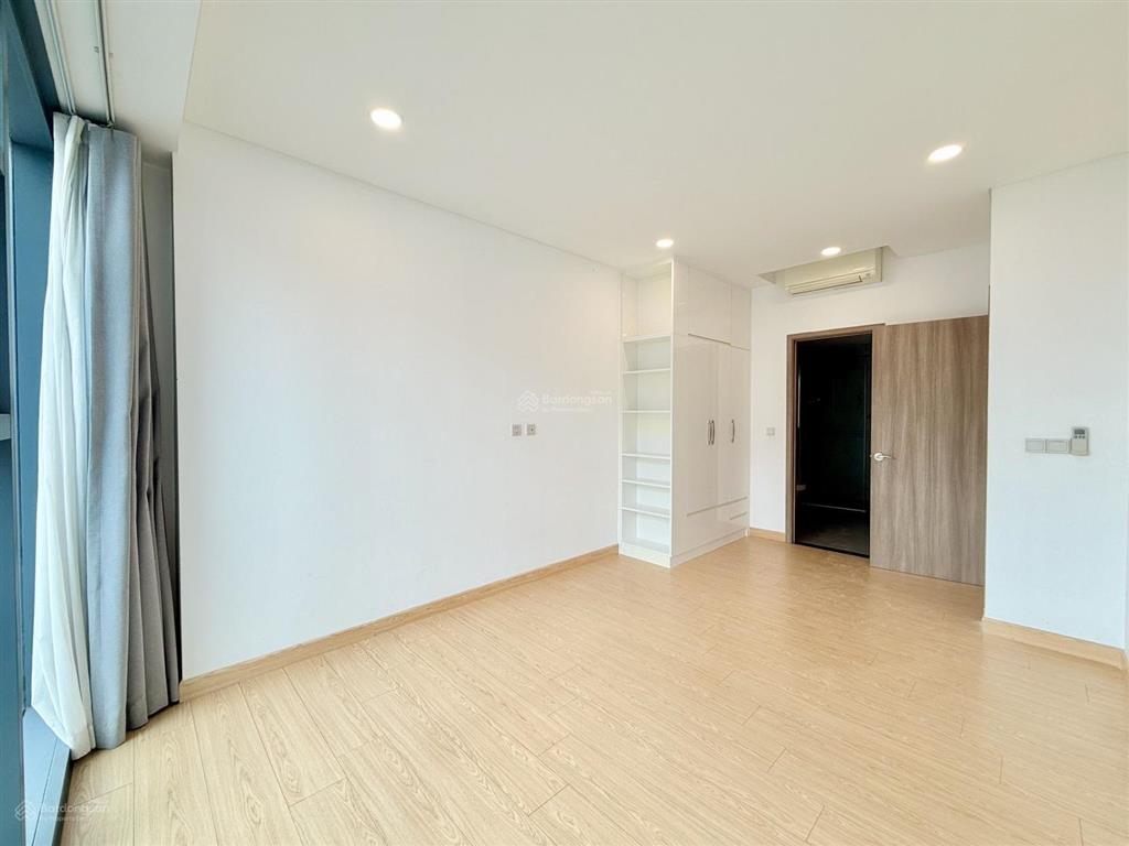 Cho thuê sunwah pearl 2pn+ nội thất cơ bản, view sông, giá tốt