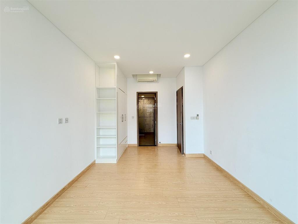 Cho thuê sunwah pearl 2pn+ nội thất cơ bản, view sông, giá tốt