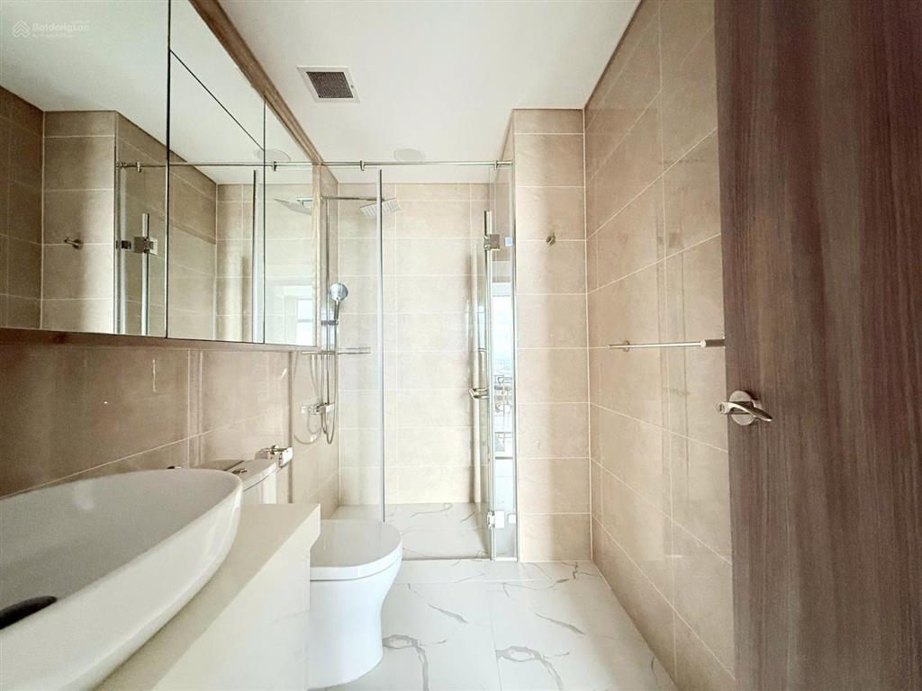 Sunwah pearl tầng cao, căn góc view sông, 3pn đủ nội thất giá chỉ 60tr/tháng