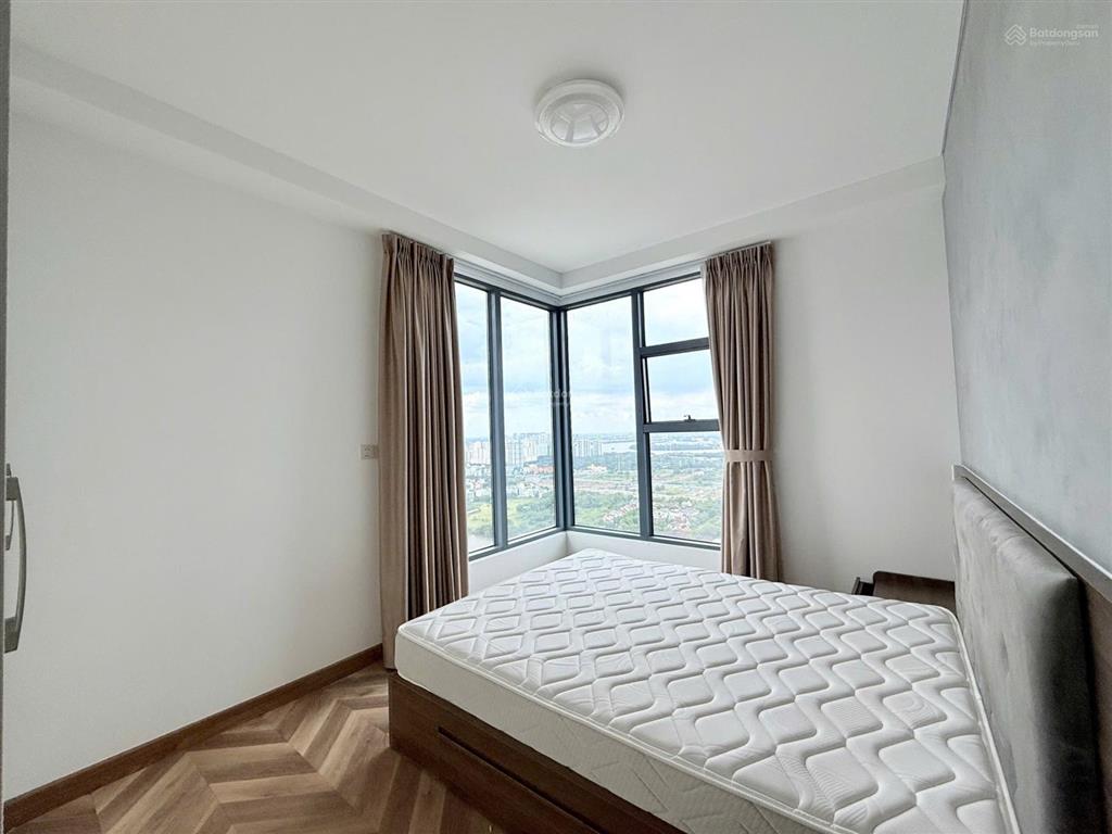 Sunwah pearl tầng cao, căn góc view sông, 3pn đủ nội thất giá chỉ 60tr/tháng