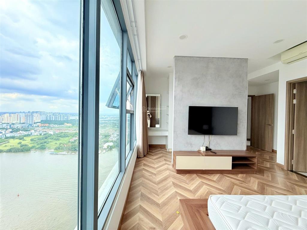 Sunwah pearl tầng cao, căn góc view sông, 3pn đủ nội thất giá chỉ 60tr/tháng