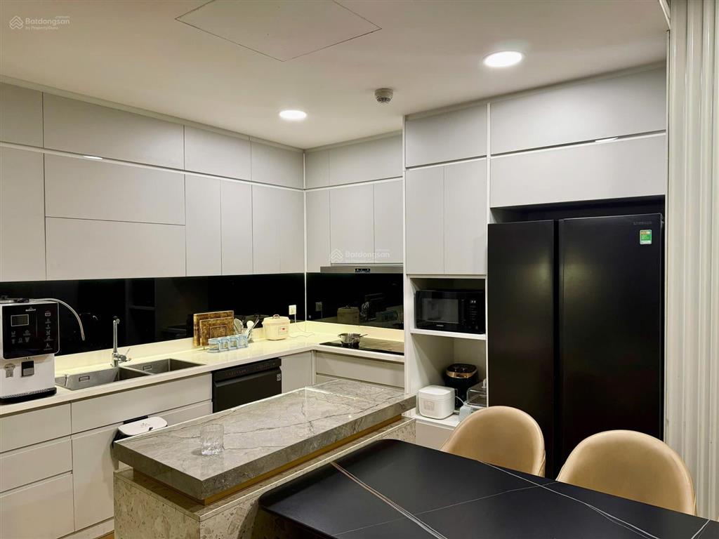 Sunwah pearl cho thuê đầy đủ nội thất 3 phòng ngủ, 2 wc, giá 45 triệu tháng